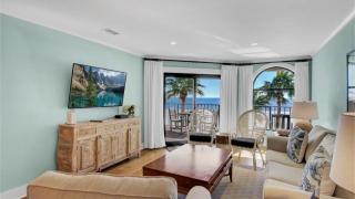 415 Seascape by AvantStay Beachfront Condo w Communal Pool Access - 8