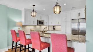 415 Seascape by AvantStay Beachfront Condo w Communal Pool Access - 3