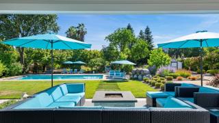 Luxe Pool Spa Fire Pit Game Room Piano Sonoma Pool Retreat by AvantStay - 7