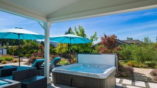 Luxe Pool Spa Fire Pit Game Room Piano Sonoma Pool Retreat by AvantStay - 5