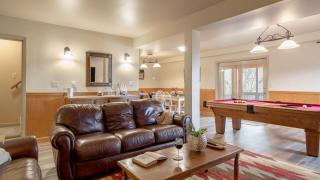 Twilight Ridge by AvantStay Mountain Mansion 20min to Pigeon Forge - 2