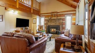 Twilight Ridge by AvantStay Mountain Mansion 20min to Pigeon Forge - 3