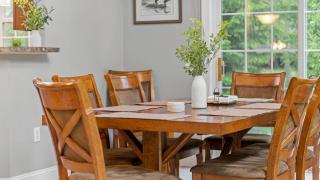 Chalet on Chalet by AvantStay Bright Cabin w Deck Fire Pit Near Lake - 2