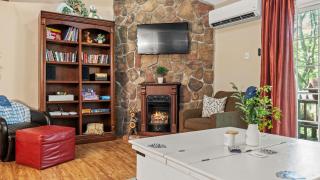 Slope Lodge Prime Skiing Location Indoor Pool Hot Tub Sauna Private Deck - 3