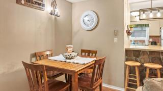 Slope Lodge Prime Skiing Location Indoor Pool Hot Tub Sauna Private Deck - 1