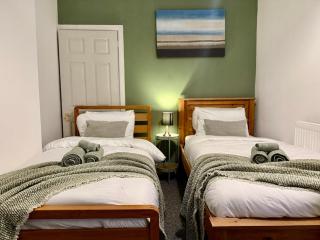 Long Eaton Cosy Homestay Close to Town & Station - 2