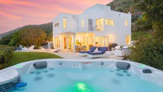 Stardust by AvantStay Views Hot Tub Pool Table - 4