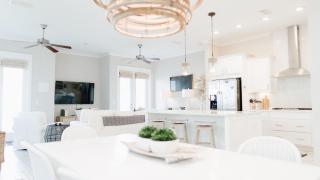 Arcade Bar Prominence Resort Pool and Gym Access Close to Beach Sea Happy - Watersound Beach - 2