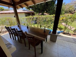 Casa Pura Vida 2bd Tropical Paradise 6min Walk To The Beach Activity Amenities Included - 4