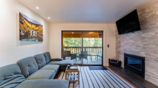 Walk to Lake DiningShops 5mins to Ski Resort Incline Paradise by AvantStay - 9