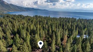 Walk to Lake DiningShops 5mins to Ski Resort Incline Paradise by AvantStay - 6