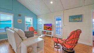 Port A Cottage by AvantStay Private Patio Deck Designed for Groups - 4