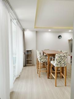 Silom Hideaway 27 Floor City View, 4-min to BTS - 5