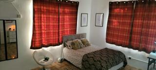 3 bedroom fully furnished modern retro appartment in the CBD - 3