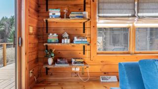 Secluded w Deck Views Hot Tub Ping Pong Hudson in the Berks by AvantStay - 2