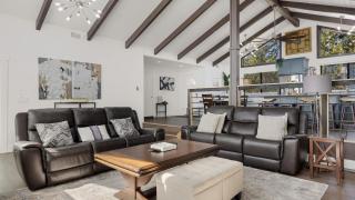 Paso Vista Bella by AvantStay Luxe Group Escape w Wine Country Views - 4