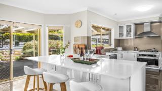 Warrambool Lodge - Wamberal North - 6