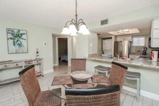 Ocean Village Club K11 - 5