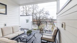 Monty by AvantStay 4BDR 4BA Balcony w Outdoor Seating 5mins to DT - 8