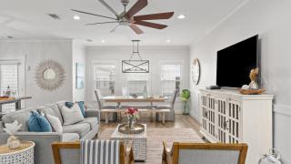 Pool Firepit Near Miramar Beach Access Blue Surf Lane by AvantStay - Destin - 4