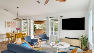 Beach Bungalow 1blck to Beach w Hot Tub Game Room Haven Grove by AvantStay - 5