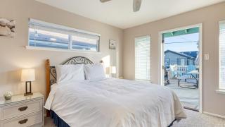 Steps to Beach w PatioDeck Foosball Happy Bottom Beach House by AvantStay - 1