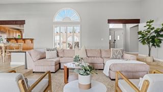 Pool Sports Court Game Garage Fire Pit Olivano Ranch by AvantStay - 1