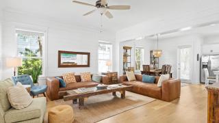 Near Inlet Beach AccessLake Powell Pool Patio Lounge GDay 30A by AvantStay - 7