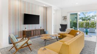 Lumen at Tahquitz: New Build with Pool Fire Pit Designer Interiors - 5