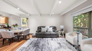 Cozy Forest Hideaway in Incline Village Private Balcony Sierra Solace by AvantStay - 3