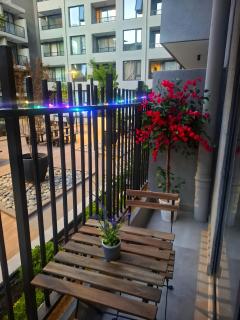 Hermoso y acogedor departamento a pasos del metro Santa Ana - 3