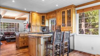 Sauna Lake Views Firepits Walk to Lake Trails Zurich Drive by AvantStay - 6