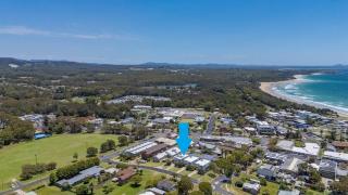 The Cheeky Palm - Beachy, enjoy a cheeky cocktail! - 5