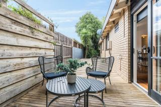 Quiet & Cozy 4 Bedroom Home - 8