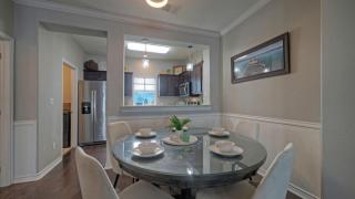 Stylish Condo w Pool Spa Access Wak to Beach Beach Breeze by AvantStay - 3