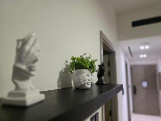 1 Bed Retreat- RBE Vacation Homes-Binghatti Luna - 3