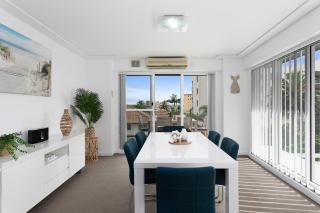 Relax by the Coast, Views, Pool & Sauna - 9