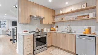 Modern 5BDR Mins to Sunset Cliffs Ocean Beach Point View Luxe by AvantStay - 1