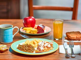 Ibis Monterrey Aeropuerto - 9