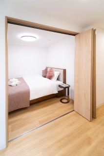 JY Suites Namba Apartment Hotel - 3