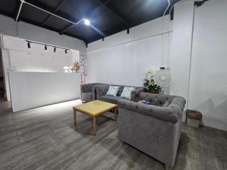 Rat Min in Town Hostel - 1