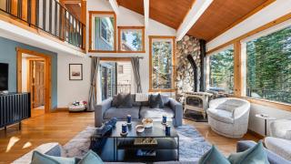 Year-Round Tahoe Escape with Hot Tub Outdoor Dining Timberline Haven by AvantStay - 5