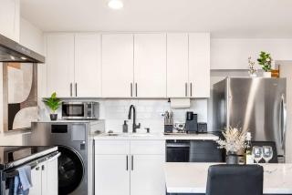 Newly Remodeled 2BR Home Near DT & Sports Arenas - 7