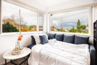 Newly Remodeled 2BR Home Near DT & Sports Arenas - 3