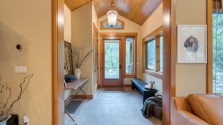 Cedars at Palisades by AvantStay Hot Tub Resort Access and Mountain Views - 5