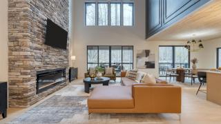 Kings Crown by AvantStay Indoor Pool Hot Tub Firepit Theater All-Season Retreat - 8