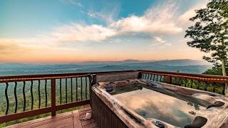 Panorama by AvantStay Unparalleled Views Deck w HotTub Game Room Pool Table - 0