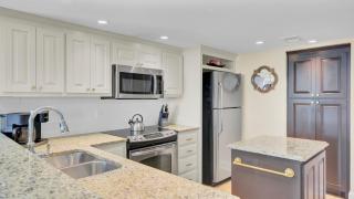 Oceanfront w Pool Beach Access Balcony View 312 B Shipwatch by AvantStay - 1