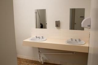 BATHURST GOLDFIELDS MOTEL at 428 CONROD STRAIGHT MOUNT PANORAMA - 6