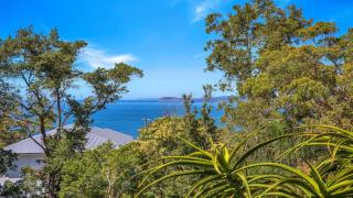 'Spacious Family Retreat' by HolidayCo - 8